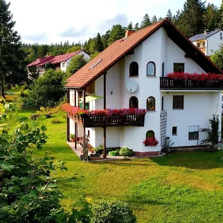 Lägenhet Haus Am Waldesrand *